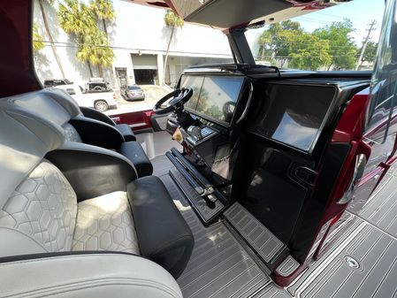 Nor-Tech 450 Sport Center Console image