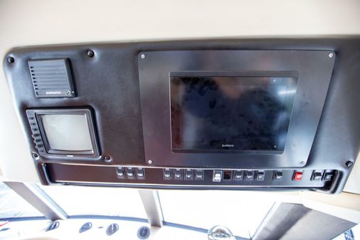 Carver 450 Voyager Pilothouse image