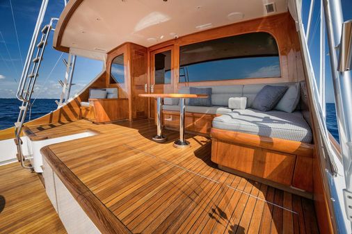 Merritt 86' Enclosed Flybridge image