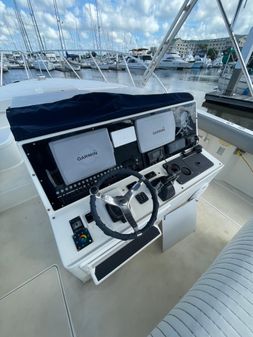 Cayman Yachts Express image