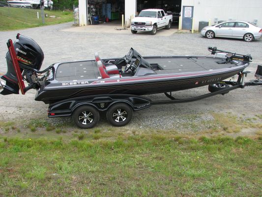 Skeeter FXi 21 - main image
