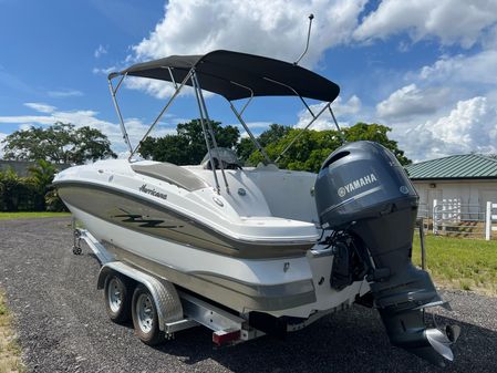 Hurricane SUNDECK-SPORT-220 image