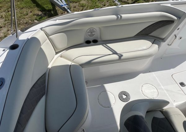 Hurricane SUNDECK-SPORT-220 image