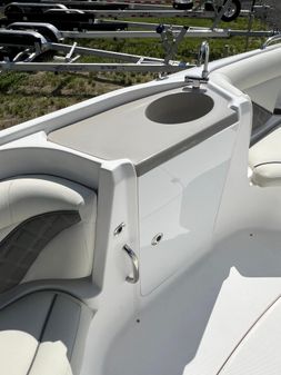 Hurricane SUNDECK-SPORT-220 image